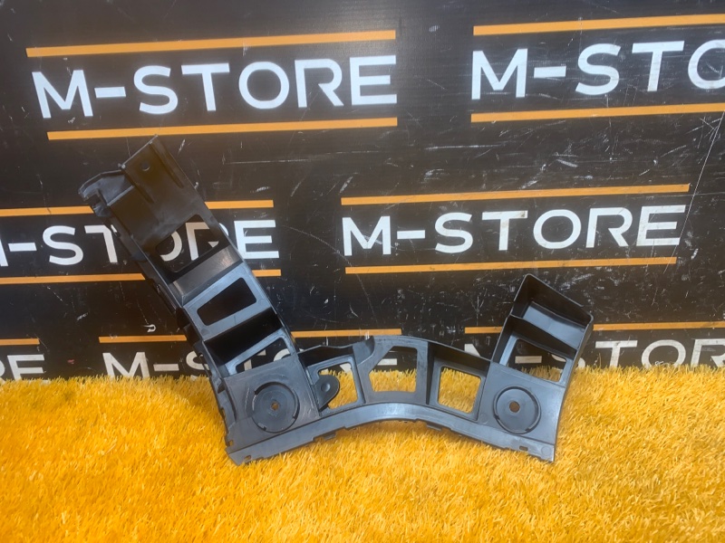 крепление бампера, 500 рублей, Красноярск