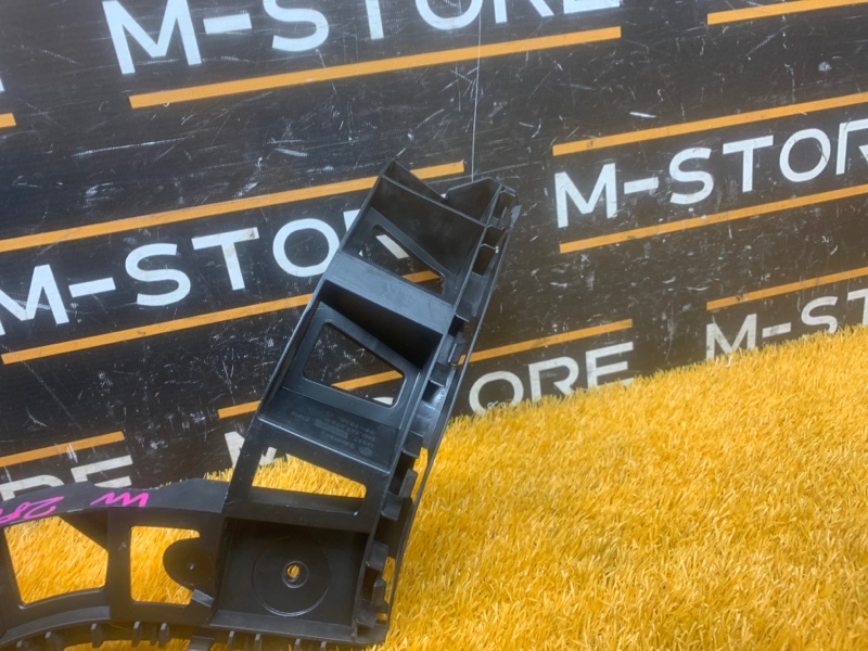 крепление бампера, 500 рублей, Красноярск