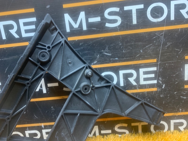 крепление бампера, 920 рублей, Красноярск