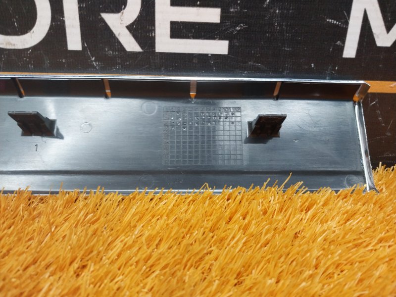 Накладка на порог салона, 350 рублей, Красноярск