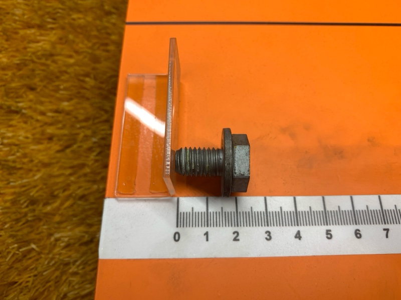 болт гидротрансформатора, 400 рублей, Красноярск