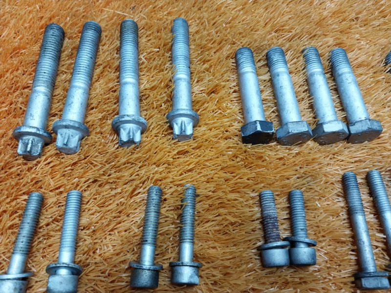 Болты и гайки ДВС, 660 рублей, Красноярск