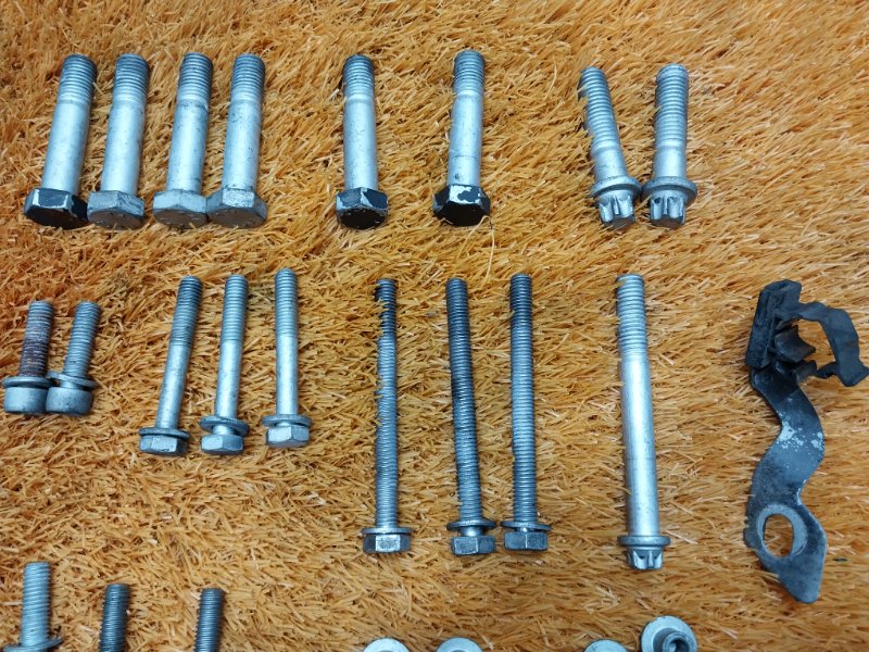 Болты и гайки ДВС, 660 рублей, Красноярск