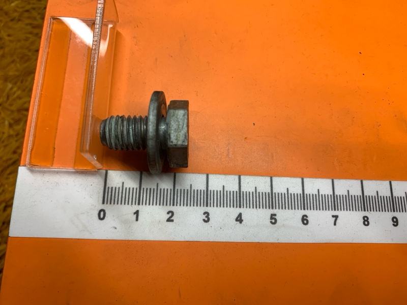 болт гидротрансформатора, 300 рублей, Красноярск