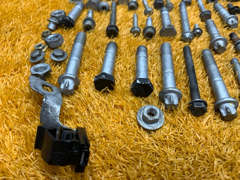 Болты и гайки ДВС, 850 рублей, Красноярск