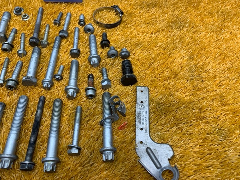 Болты и гайки ДВС, 850 рублей, Красноярск