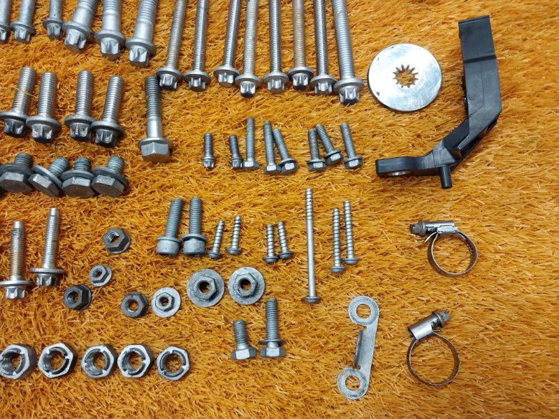 Болты и гайки ДВС, 690 рублей, Красноярск