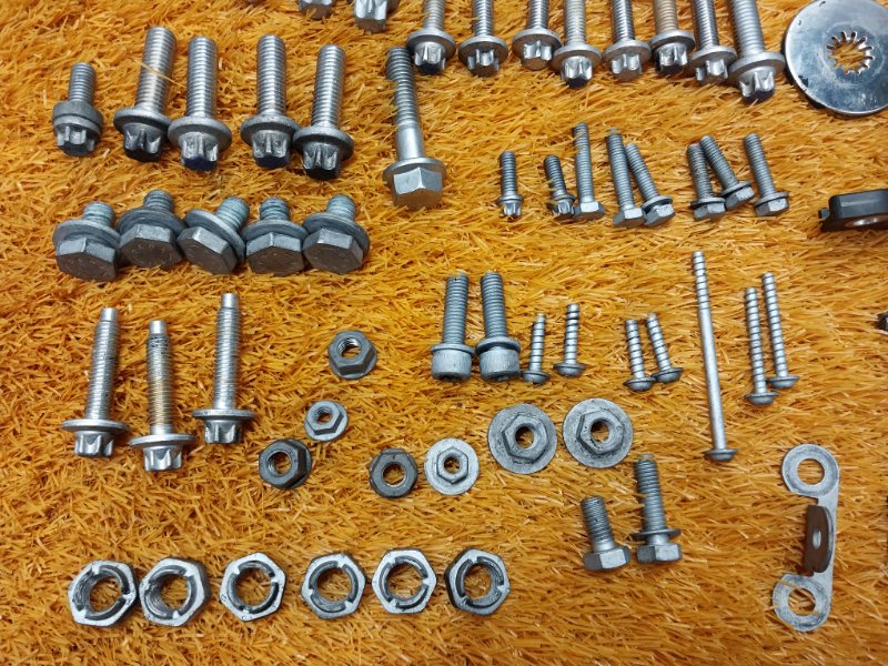 Болты и гайки ДВС, 690 рублей, Красноярск