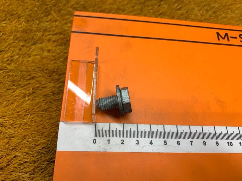 болт гидротрансформатора, 300 рублей, Красноярск