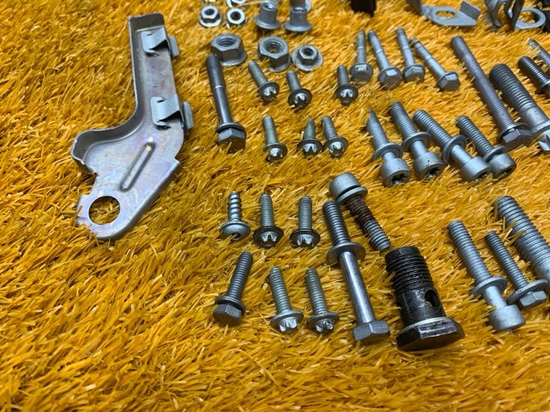 Болты и гайки ДВС, 780 рублей, Красноярск