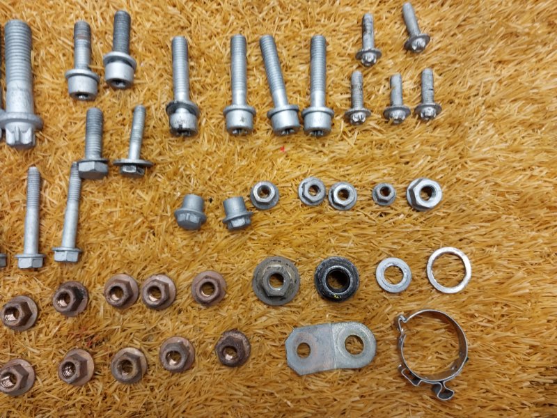 Болты и гайки ДВС, 660 рублей, Красноярск