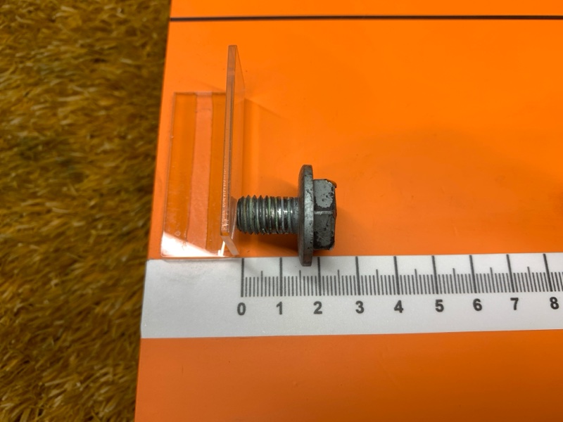 болт гидротрансформатора, 400 рублей, Красноярск