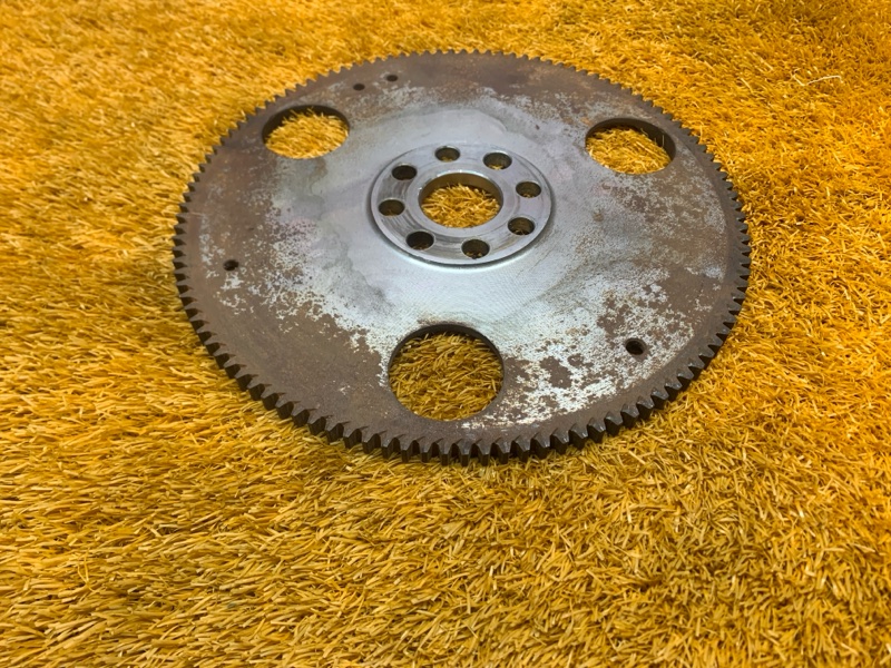 маховик, 670 рублей, Красноярск