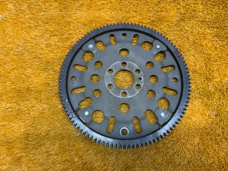 маховик, 350 рублей, Красноярск