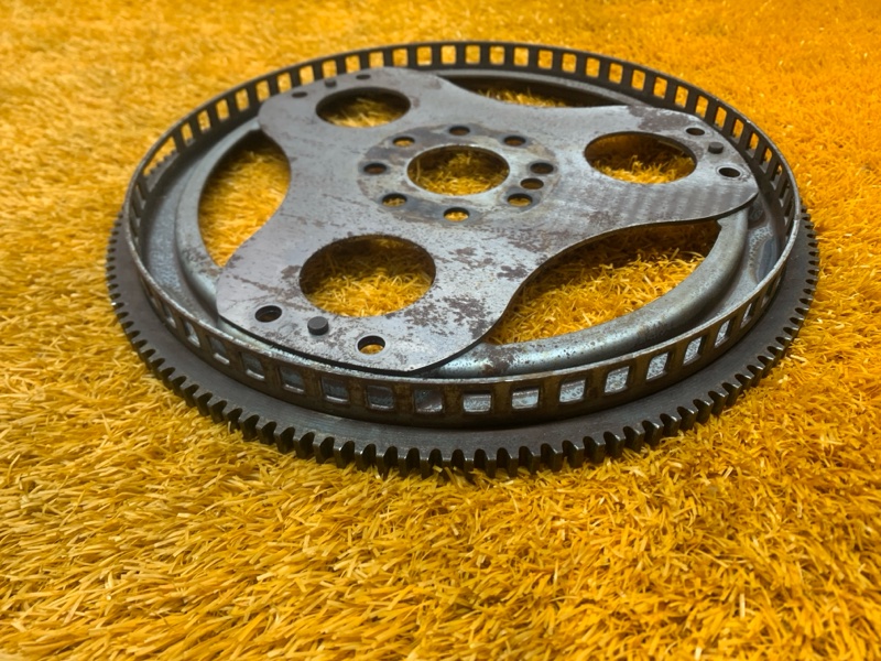 маховик, 400 рублей, Красноярск