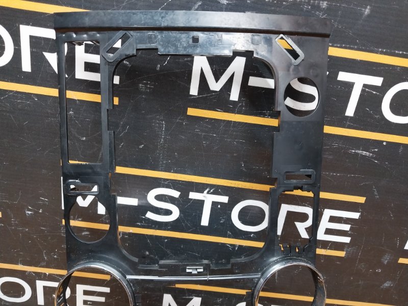 Консоль между сидений, 670 рублей, Красноярск