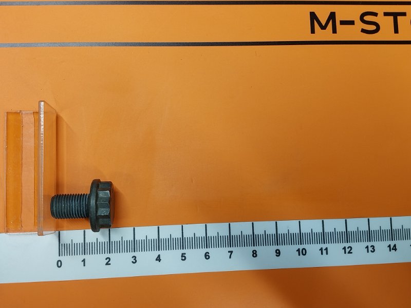 болт гидротрансформатора, 300 рублей, Красноярск