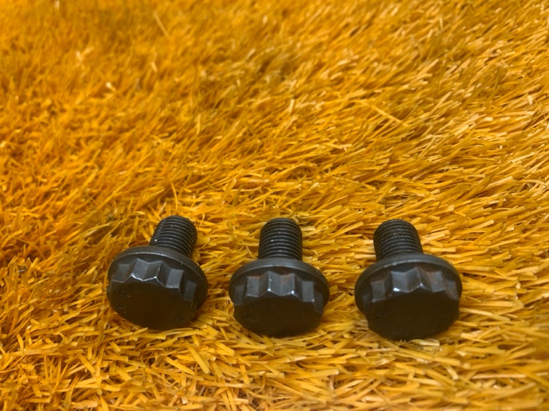 болт гидротрансформатора, 300 рублей, Красноярск