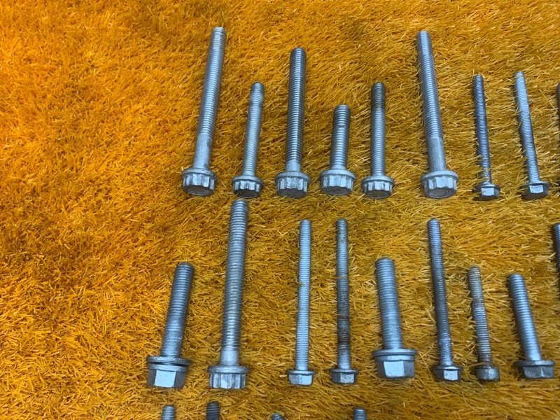 Болты и гайки ДВС, 850 рублей, Красноярск