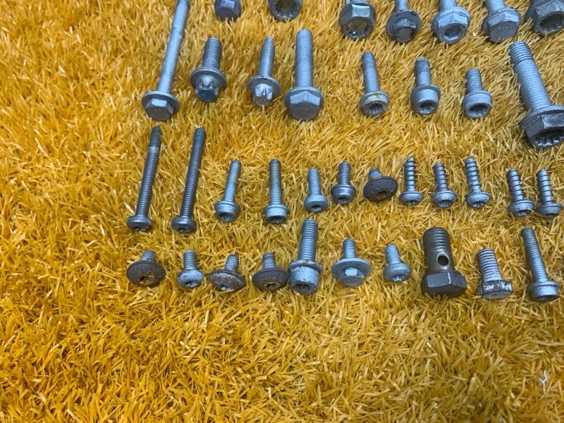 Болты и гайки ДВС, 970 рублей, Красноярск