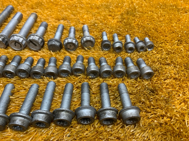 Болты и гайки ДВС, 850 рублей, Красноярск