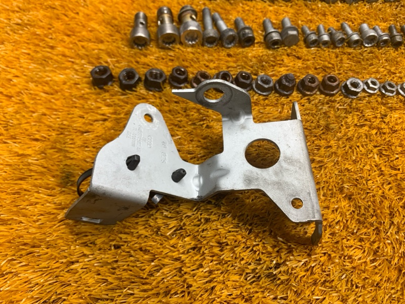 Болты и гайки ДВС, 850 рублей, Красноярск