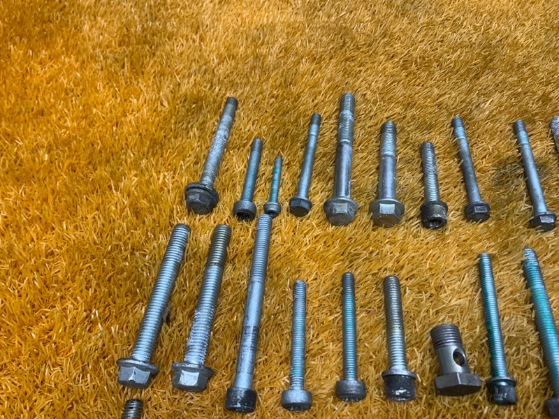 Болты и гайки ДВС, 780 рублей, Красноярск