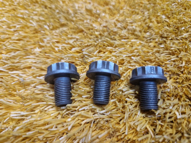 болт гидротрансформатора, 300 рублей, Красноярск