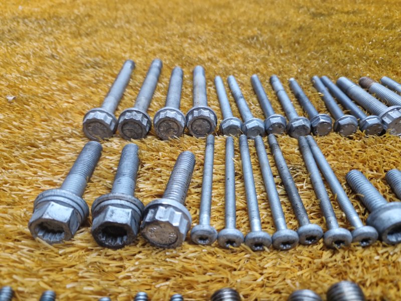 Болты и гайки ДВС, 850 рублей, Красноярск