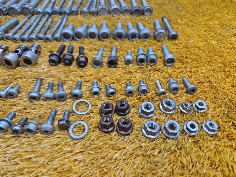 Болты и гайки ДВС, 850 рублей, Красноярск