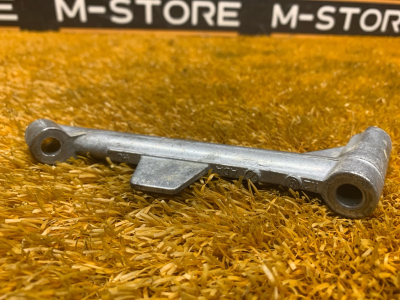 Кронштейн впускного коллектора, 300 рублей, Красноярск