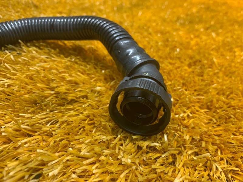 Патрубок картерных газов, 870 рублей, Красноярск