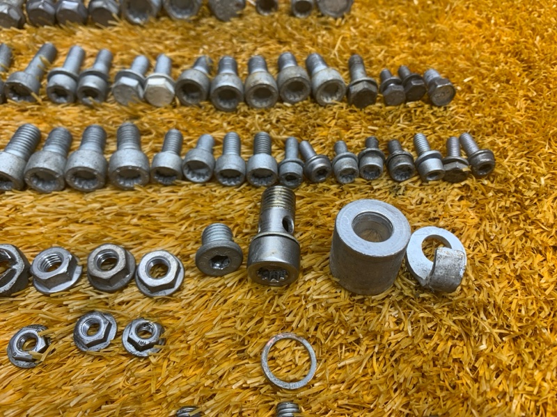 Болты и гайки ДВС, 850 рублей, Красноярск