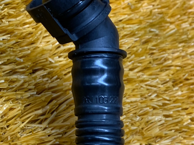 Патрубок картерных газов, 500 рублей, Красноярск