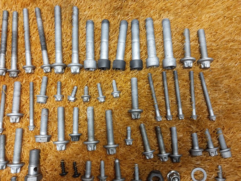 Болты и гайки ДВС, 850 рублей, Красноярск