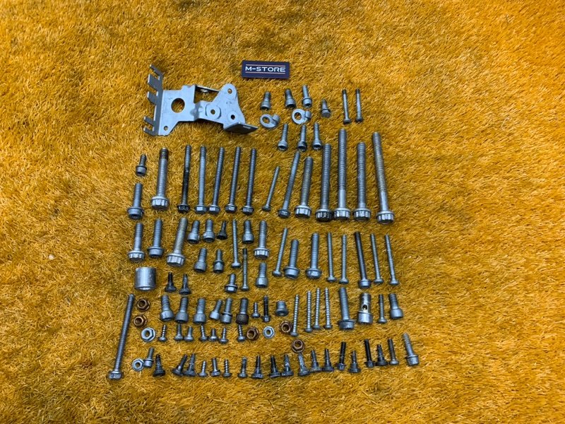 Болты и гайки ДВС, 850 рублей, Красноярск