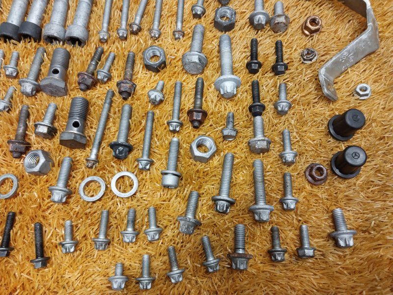 Болты и гайки ДВС, 850 рублей, Красноярск