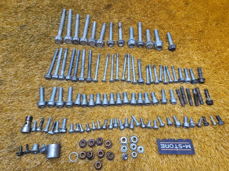 Болты и гайки ДВС, 850 рублей, Красноярск