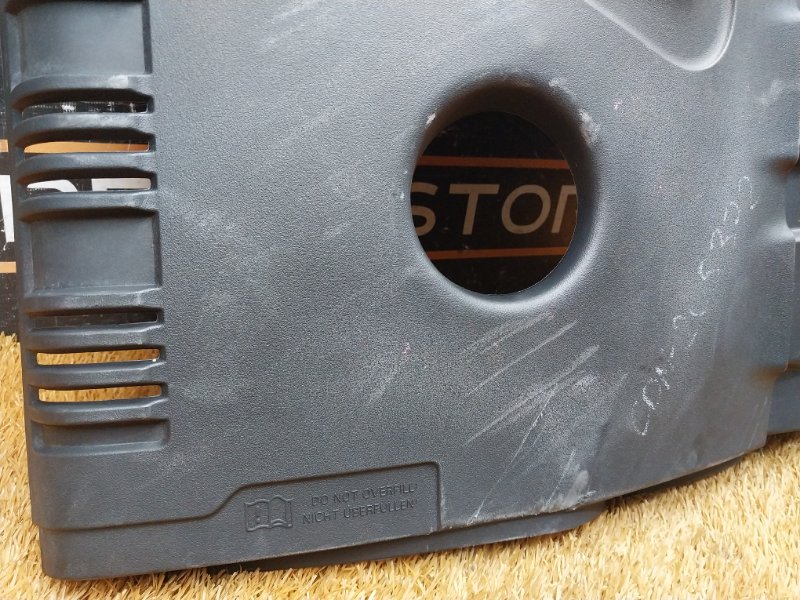 крышка двигателя, 2000 рублей, Красноярск