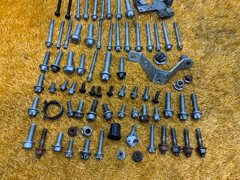 Болты и гайки ДВС, 850 рублей, Красноярск