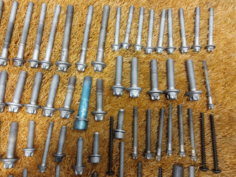 Болты и гайки ДВС, 850 рублей, Красноярск