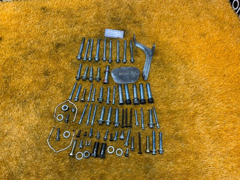 Болты и гайки ДВС, 850 рублей, Красноярск