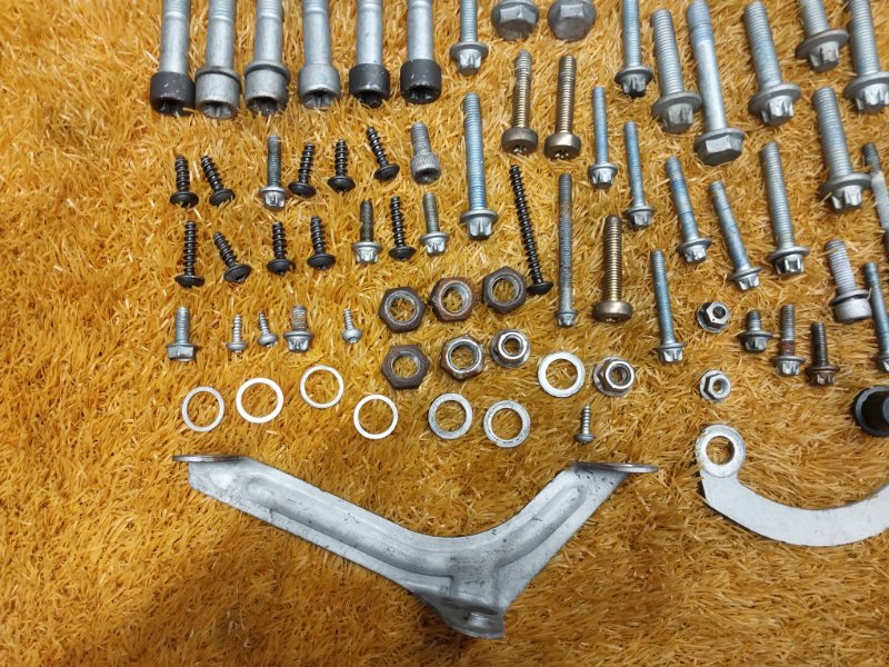 Болты и гайки ДВС, 970 рублей, Красноярск