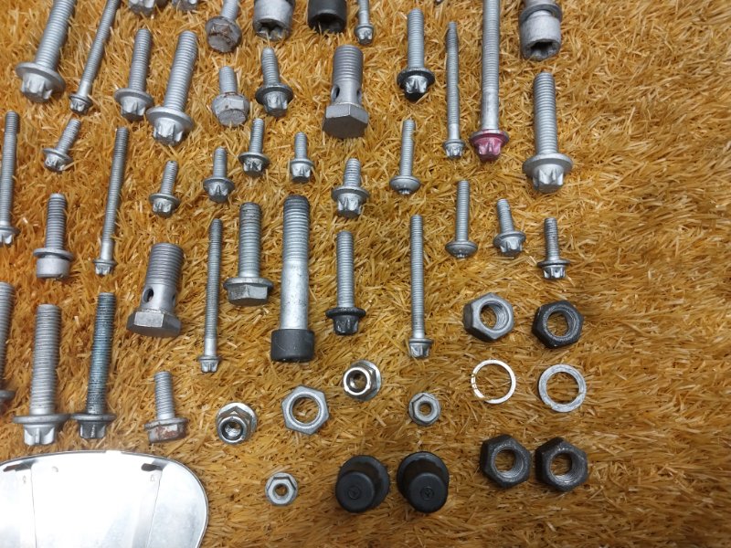 Болты и гайки ДВС, 850 рублей, Красноярск