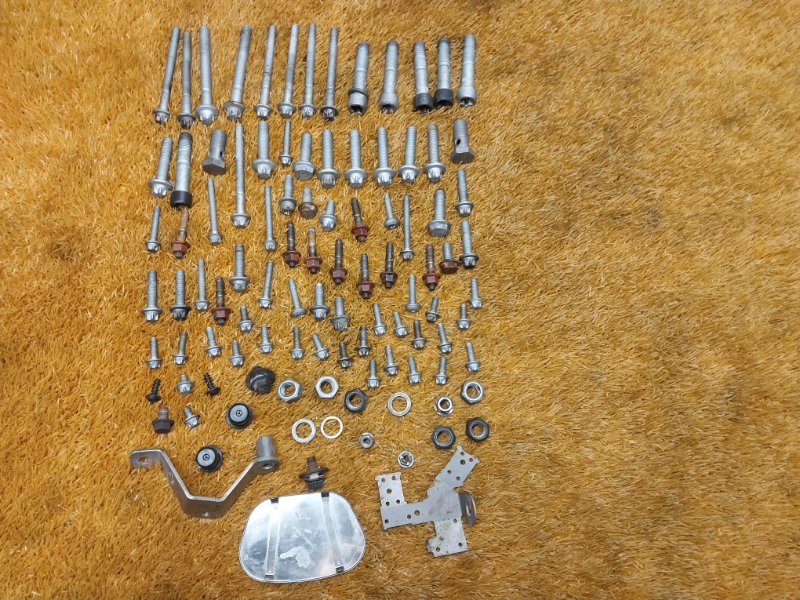 Болты и гайки ДВС, 970 рублей, Красноярск