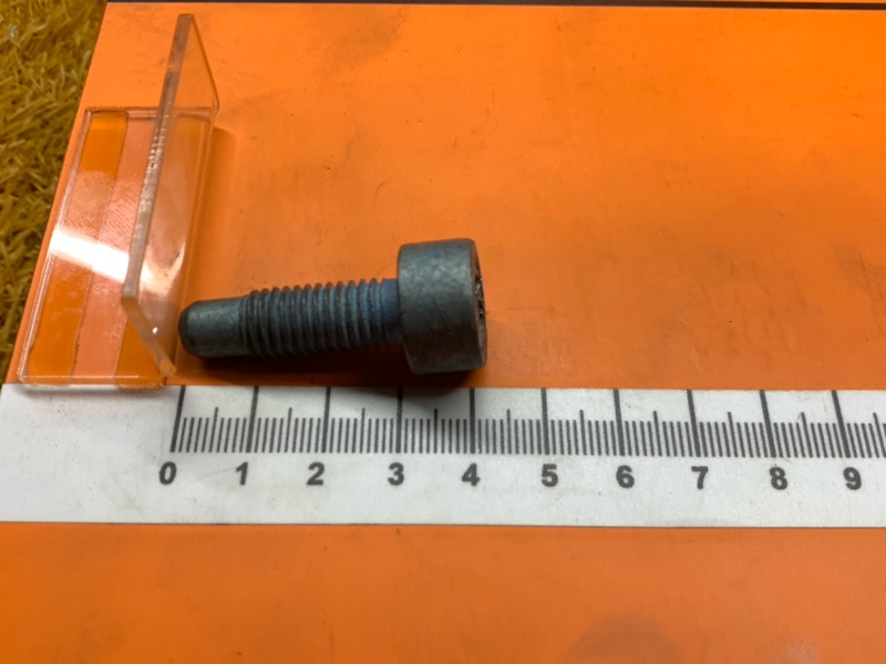 болт гидротрансформатора, 360 рублей, Красноярск