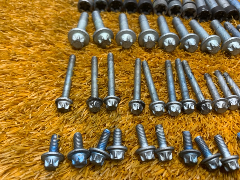 Болты и гайки ДВС, 780 рублей, Красноярск