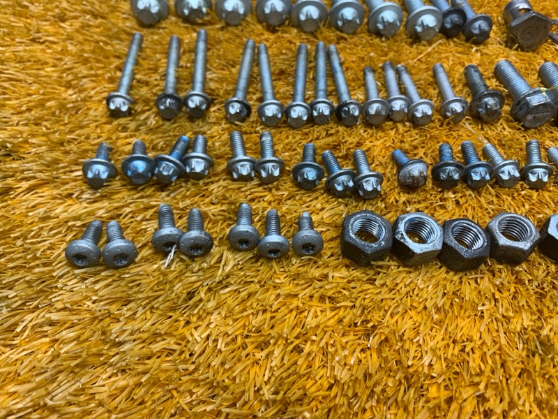 Болты и гайки ДВС, 780 рублей, Красноярск