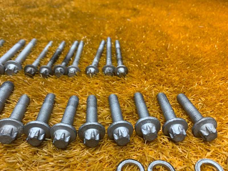 Болты и гайки ДВС, 850 рублей, Красноярск