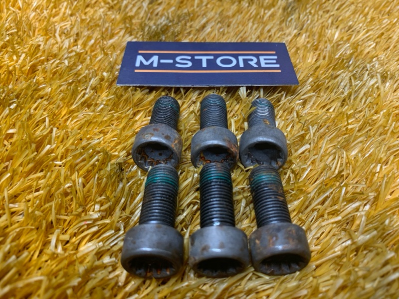 Болт маховика, 360 рублей, Красноярск